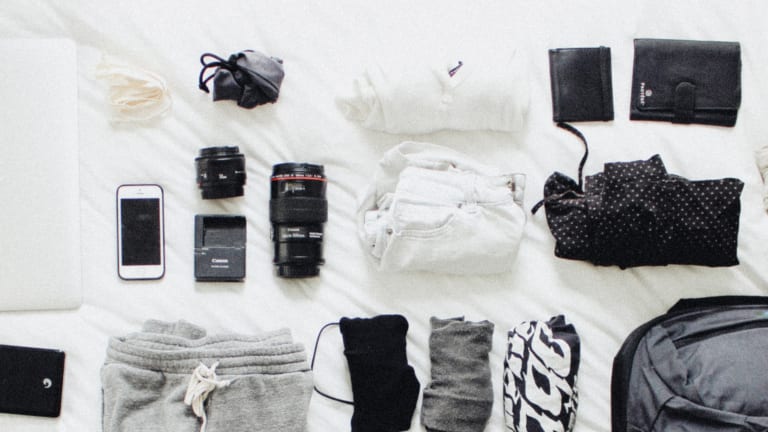 10 Holiday Trip Essentials