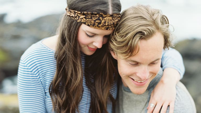 When I Finally Started Dating Again, I Realized These 5 Dating Myths Were Totally Untrue