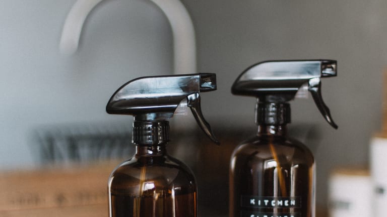 6 Easy DIY, All-Natural Cleaning Solutions