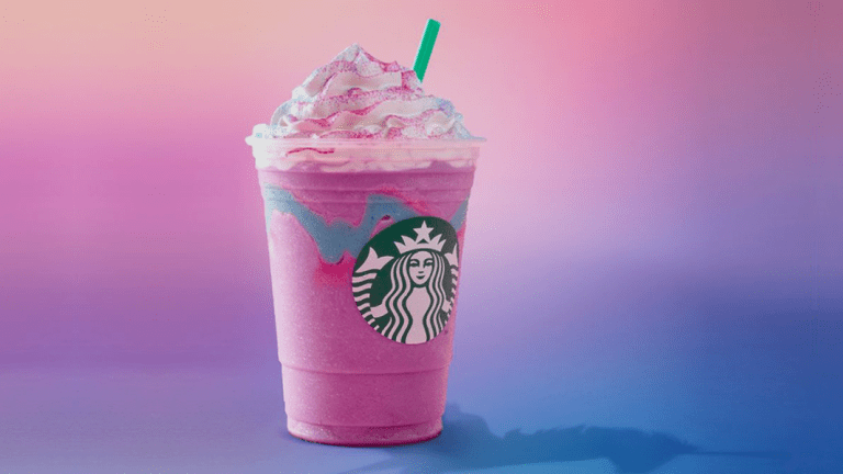 Starbucks Secret Menu Refreshers to Keep You Cool during the summer