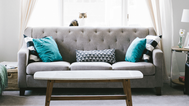 Interior Designer Secrets On How To Shop Craigslist For Home Decor