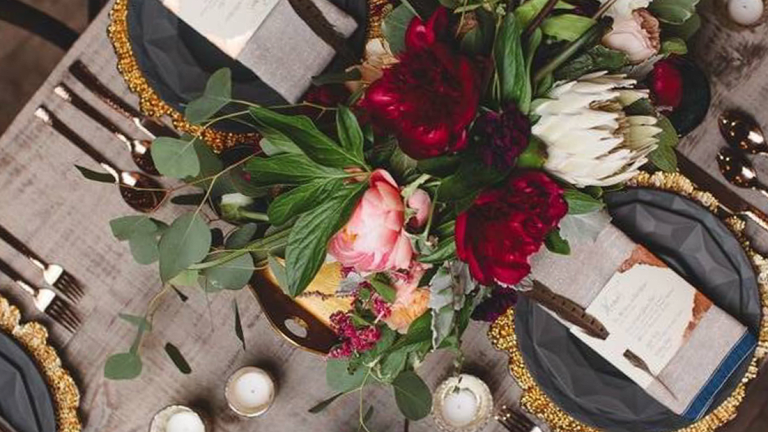 5 Swoon-Worthy Pinterest Trends to Make Your Holiday Entertaining Lovely (but Affordable!)