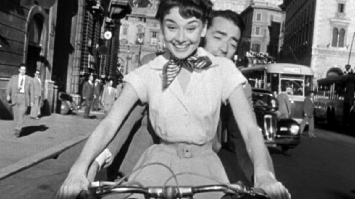 Audrey hepburn top neck scarf