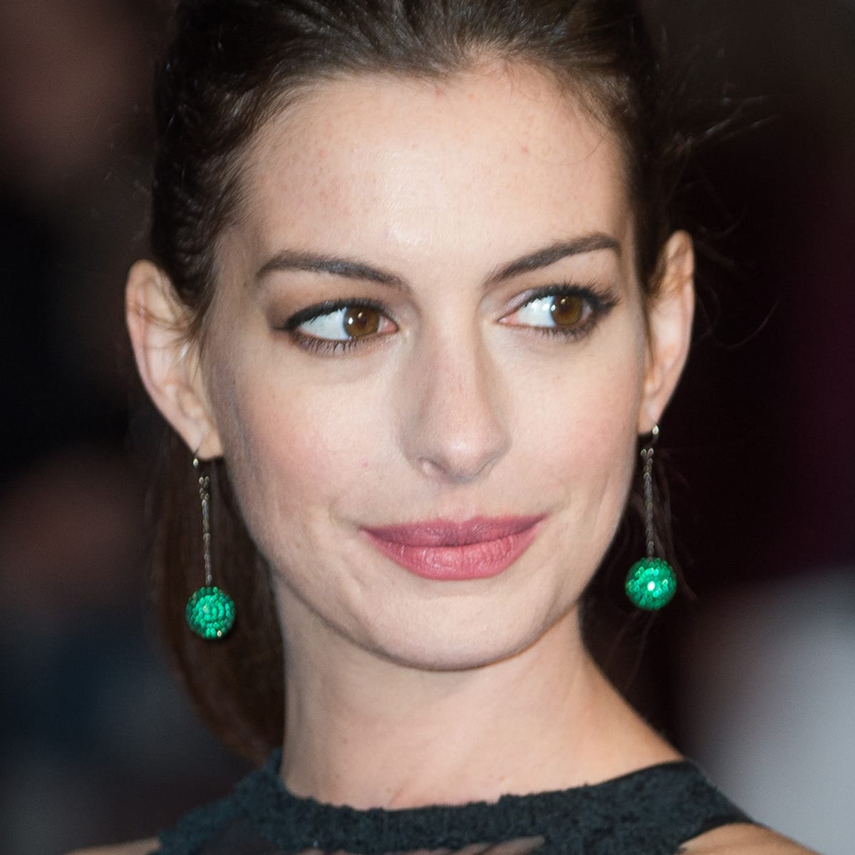 Anne Hathaway Outsmarted the Paparazzi, But Is Consent Really All That  Matters? - Verily