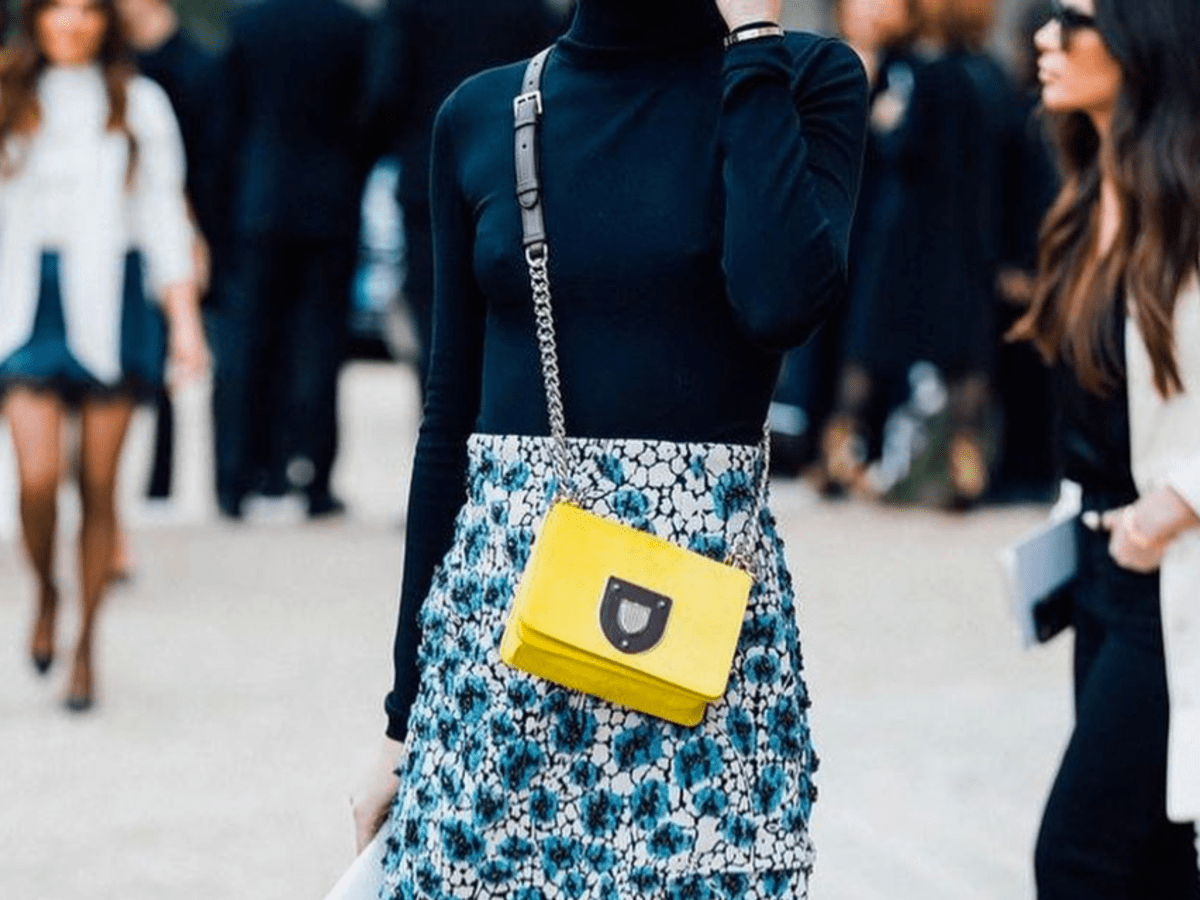 11 Weird Purse Trends We Were Obsessed With in The Early 2000s