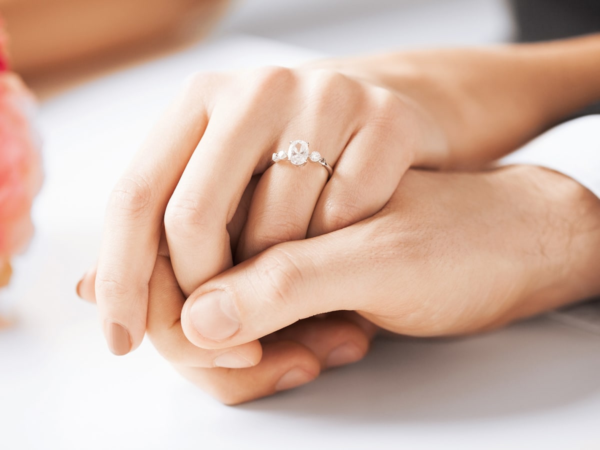 5 Things Your Girlfriends Need to Know If Your Man Asks for Help with His Proposal Verily