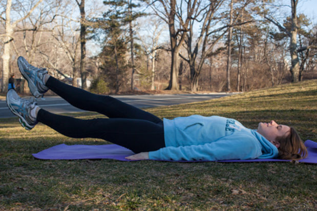Vertical Ab Workouts Your Ticket Outta Neck Strain Momover Ab Exercises Flutterkick 1 For Verily Magazine