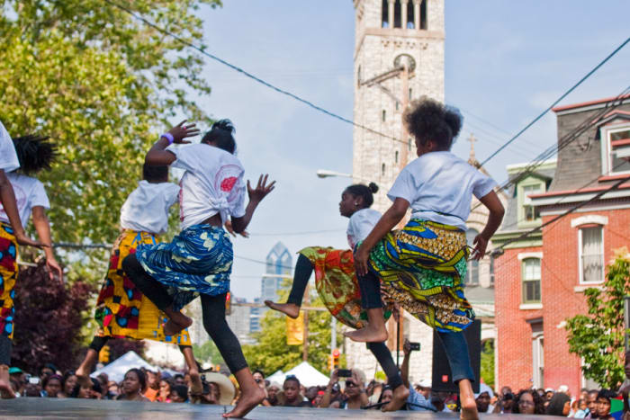 The Odunde Festival, held each June on Philadelphia’s South Street, is the largest African-American street festival in the nation. (M. Edlow for Visit Philadelphia)
