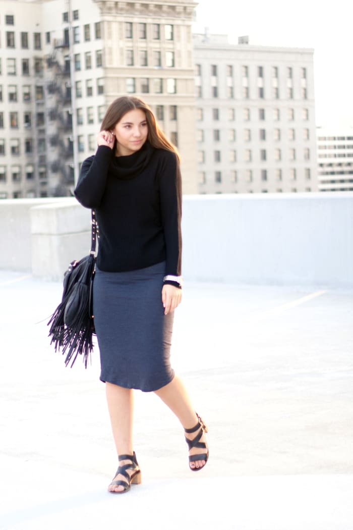 1. Skirt, BCBG, $68 (similar) / 2. Sweater, Forever 21, $25 / 3. Sandals, Nordstrom, $100 / 4. Watch, Nixon, $225 / 5. Bag, Steve Madden, $68 (similar) // Photo Credit: Lauryncakes
