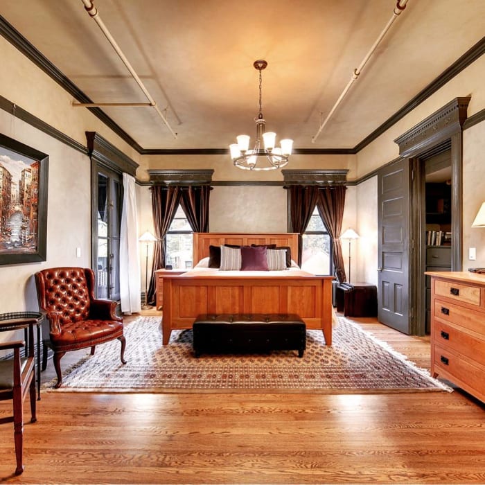 Image Courtesy The New Victorian Mansion Bed & Breakfast