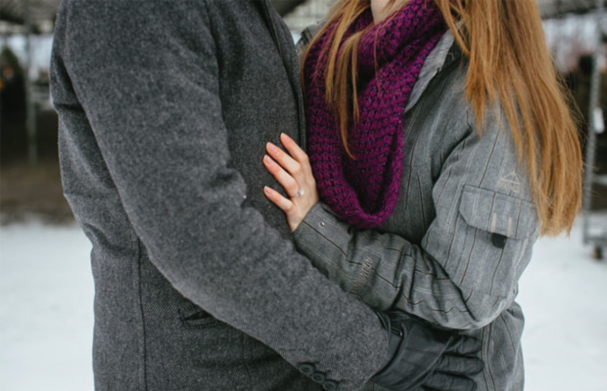 37 Winter Date Ideas to Enjoy Those Cold Months - Happier Human