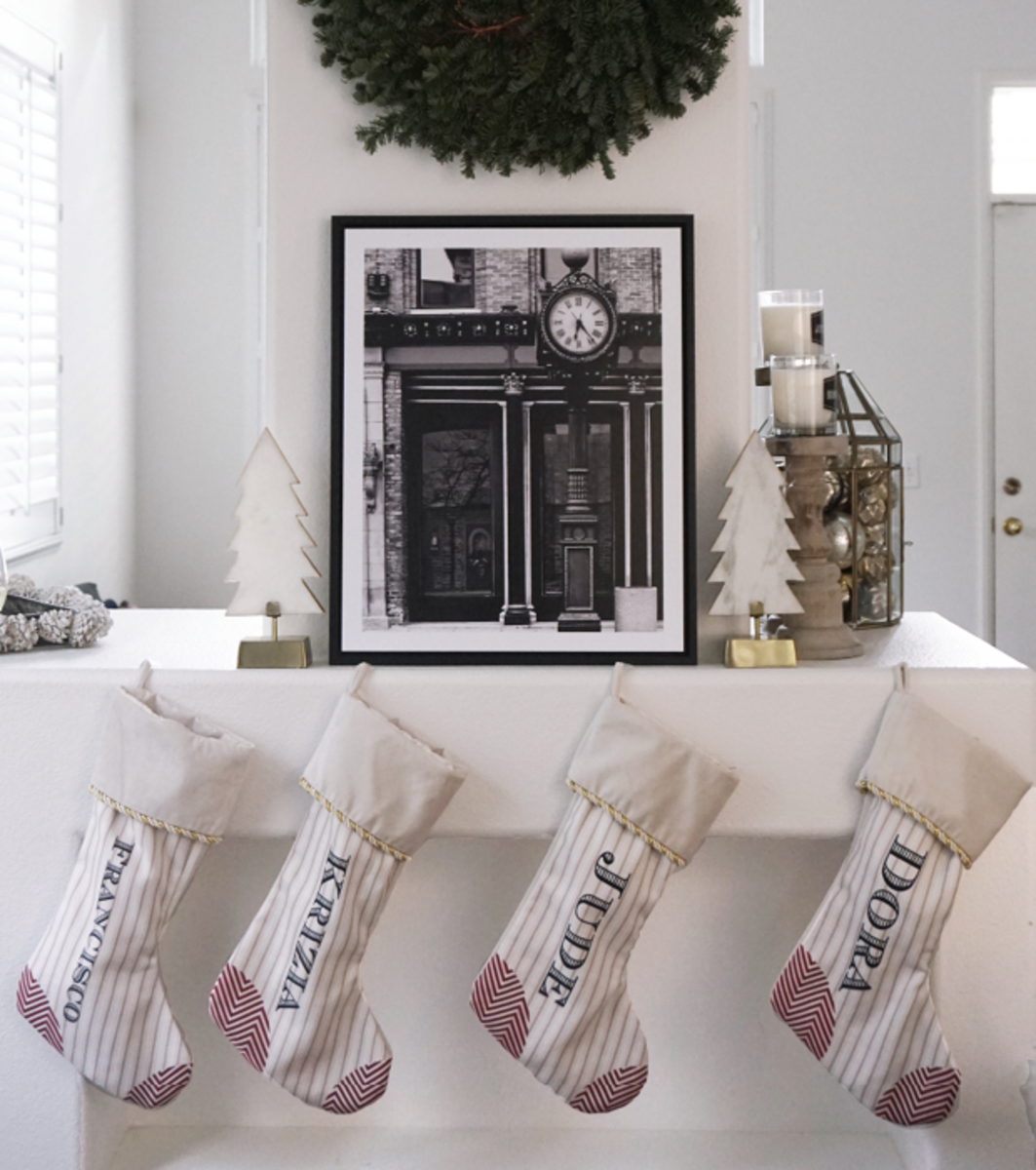 Deck the halls with eye-catching Shutterfly wall art, stockings for everyone, and personalized candles in scents that remind you of happy holidays.