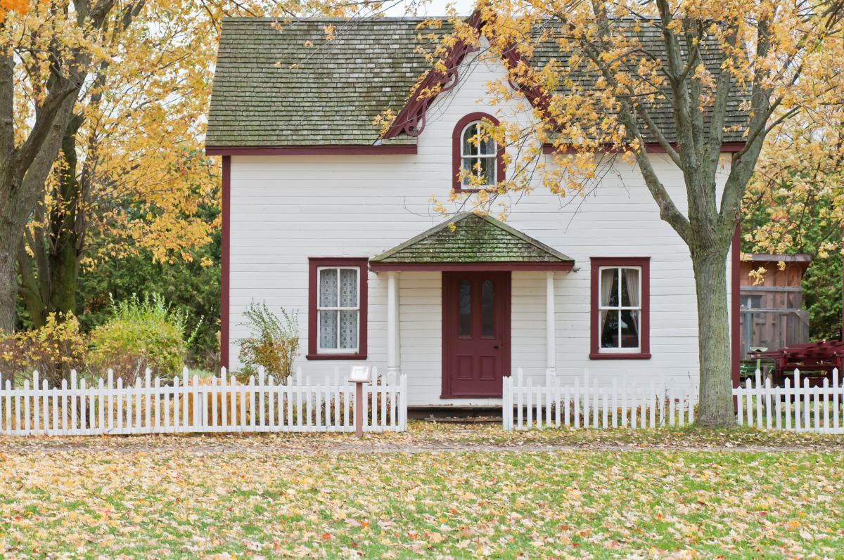what should your first offer be on a house